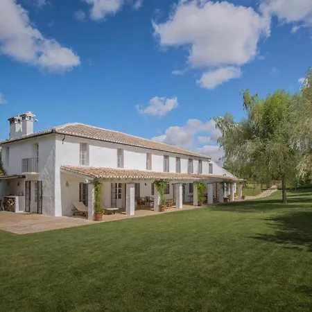 בית נופש Elegant Surrounded By Grazalema Park *