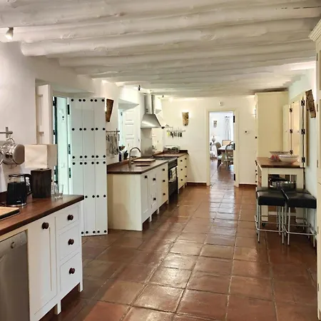 בית נופש Elegant Surrounded By Grazalema Park *